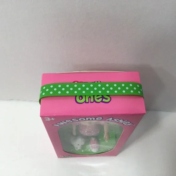 TY Li'l Ones 2009 Awesome‎ Ashley 4 inch Doll & her Poodle Dog NIB - Picture 3 of 3